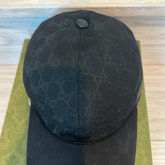 AUTHENTIC GUCCI ORIGINAL GG CANVAS BASEBALL HAT WITH WEB - Picture 4 of 8